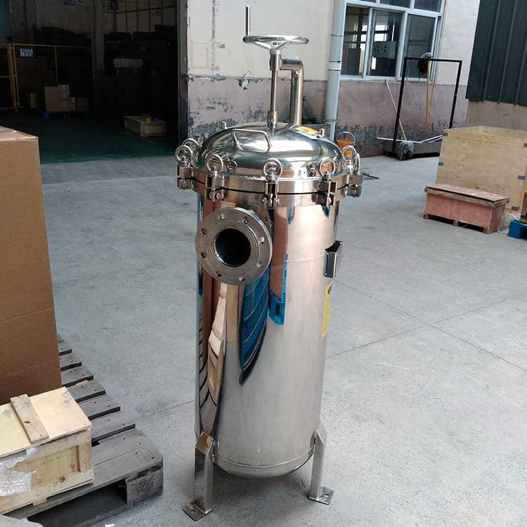 華豫供應(yīng)DN100多袋式過濾器 三只濾袋180*810 不銹鋼筒體